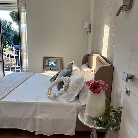 Konukevi Casa Anfiteatro 4*